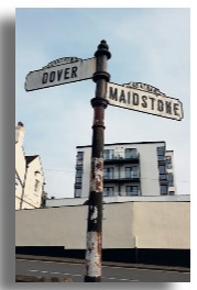 sign pointing t Dover and Maidstone